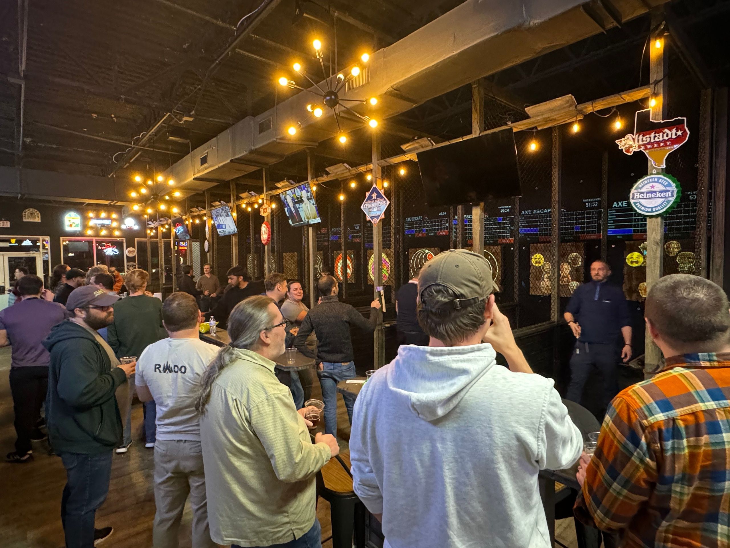 Axe throwing photo